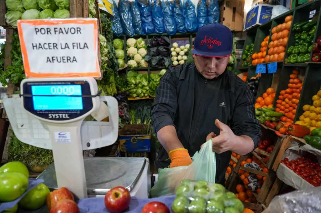 Almaceneros by NA