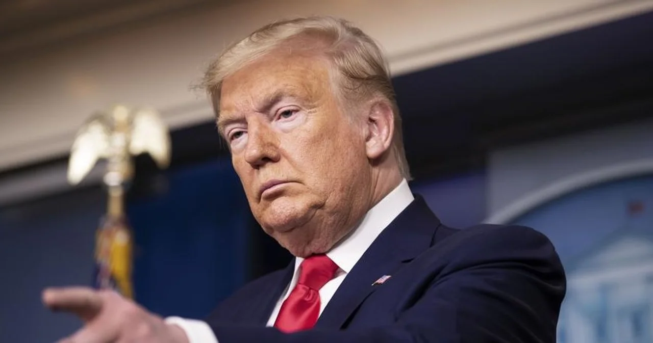 trump estrecho