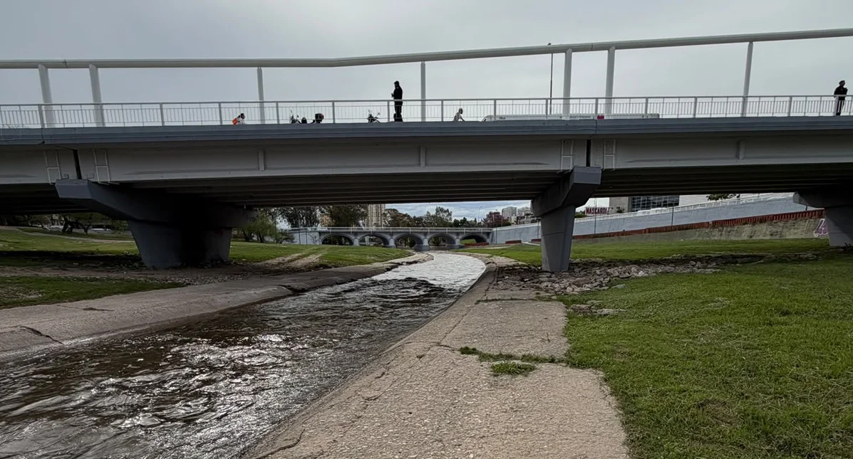 hombre muerto en río Suquía by policía