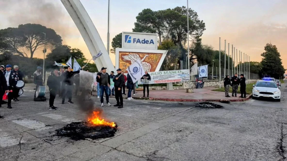 Fadea protestas by UOGC