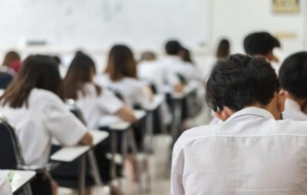 Escuela secundaria (gentileza) (1)