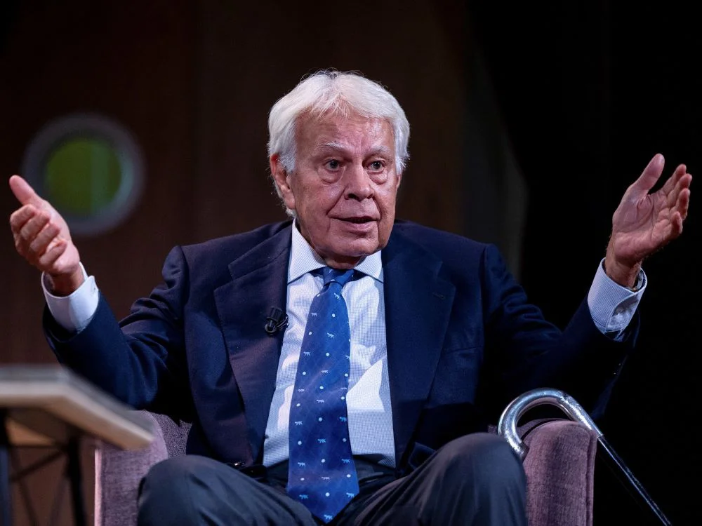 Felipe González by Redes