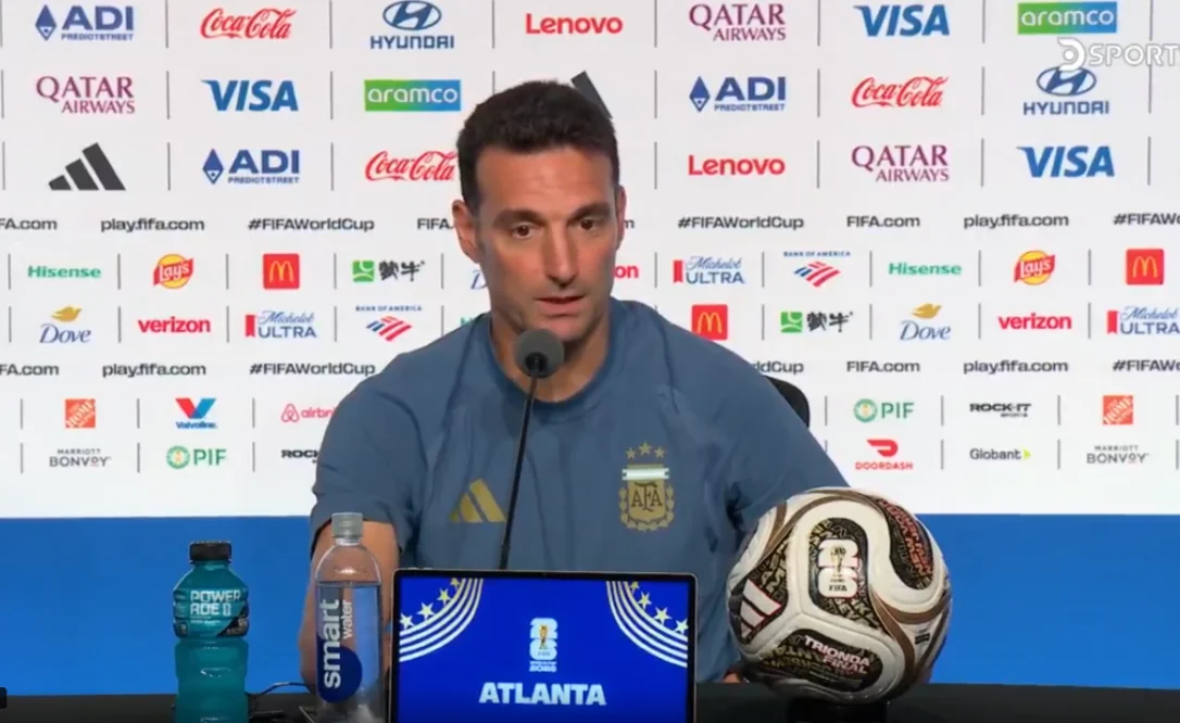 Scaloni en conferencia de prensa. Foto Captura de pantalla