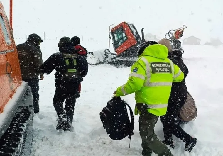 rescate de personas nieve mendoza