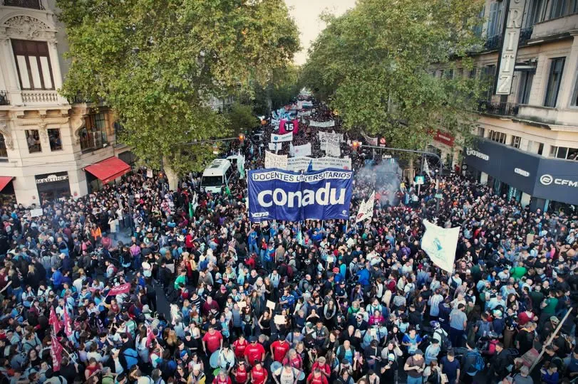 Marcha universitaria (Conadu)