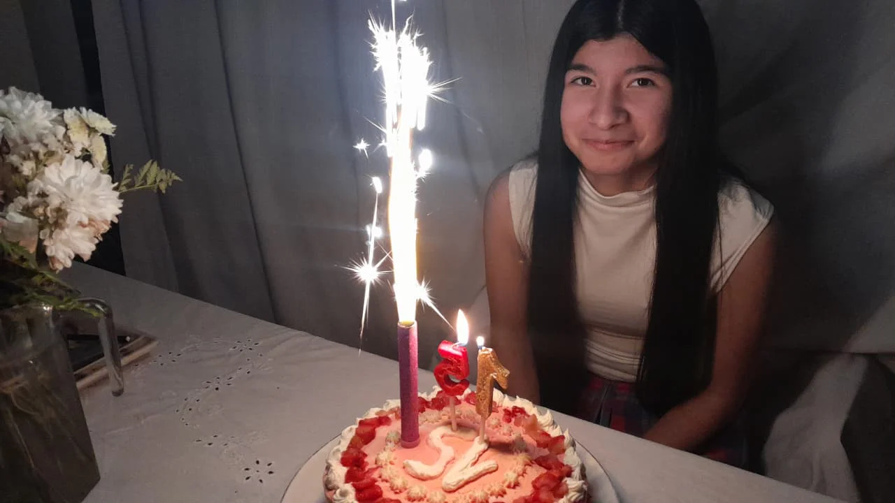 Luciana Aylén Barrios Alarcón by policía