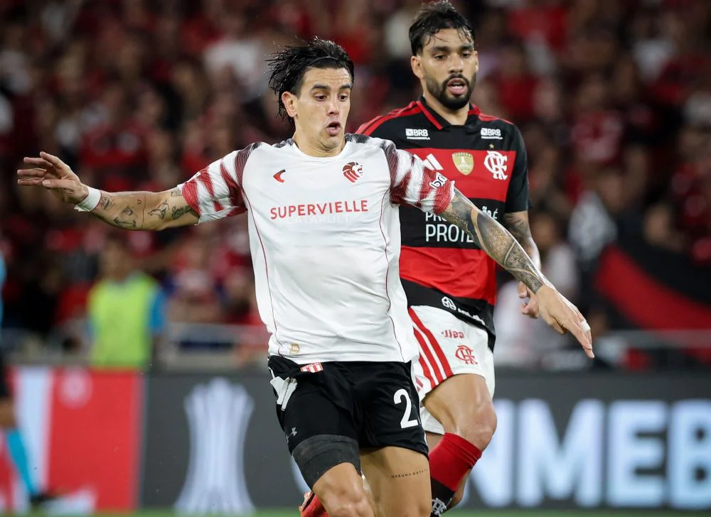 Estud vs Flamengo by Estudiantes de LP
