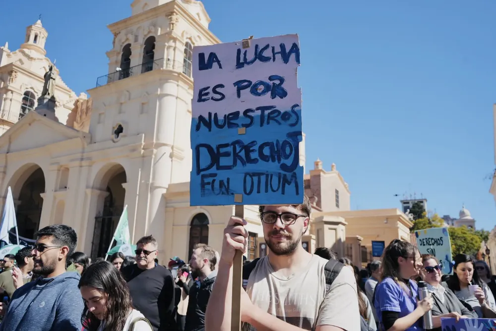 Vigilia en Córdoba por la Ley de Emergencia en Discapacidad (Lucrecia Bianchini) 09