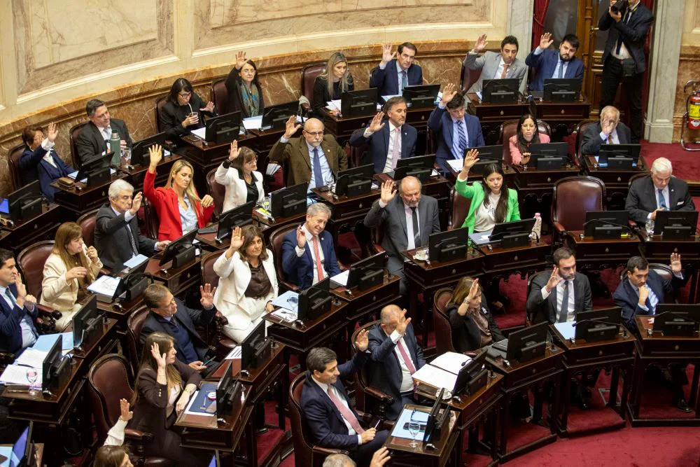 Sesión del Senado 24-9 NA