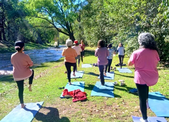 yoga mes del bienestar